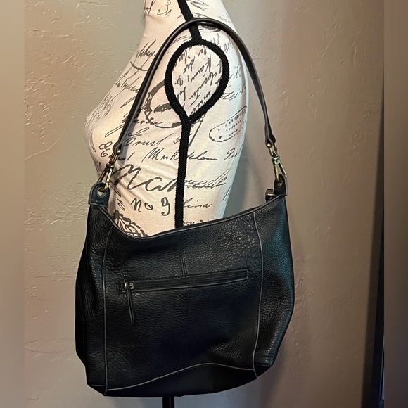 Black Leather The Sak purse - Picture 2 of 8